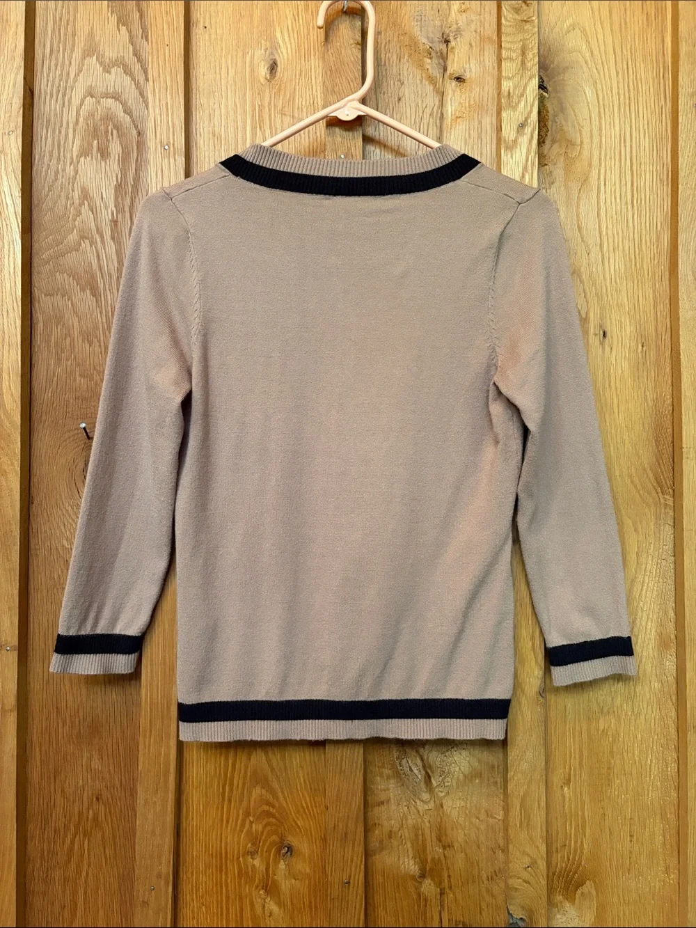 Joan Vass V-Neck Bodycon 3/4 Sleeve Knit Sweater, Medium, Light Brown Black Trim